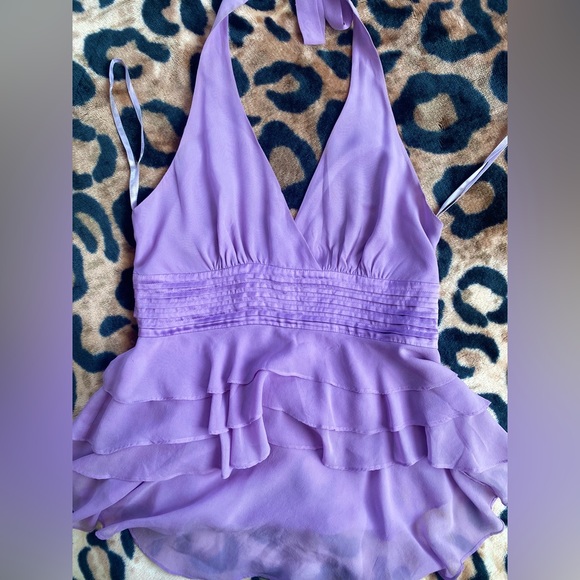 2000s BCBG MAXAZRIA 100% silk halter top. Lilac ruffled blouse. M - Picture 7 of 8